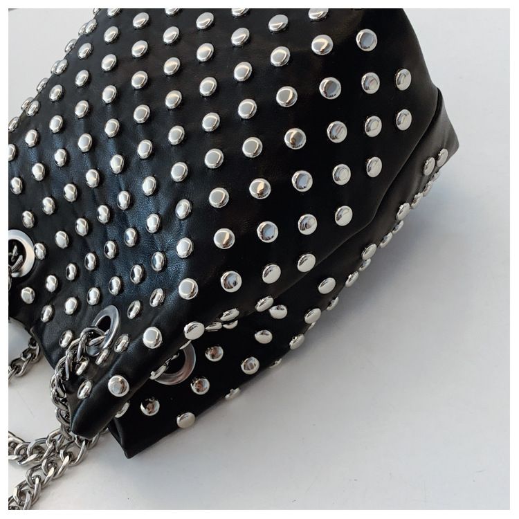 Stylish Punk-Inspired Bucket Shoulder Bag With Chain Strap & Rivet Detailing - Medium Size PU Leather Crossbody Bag For Women_voghion.com