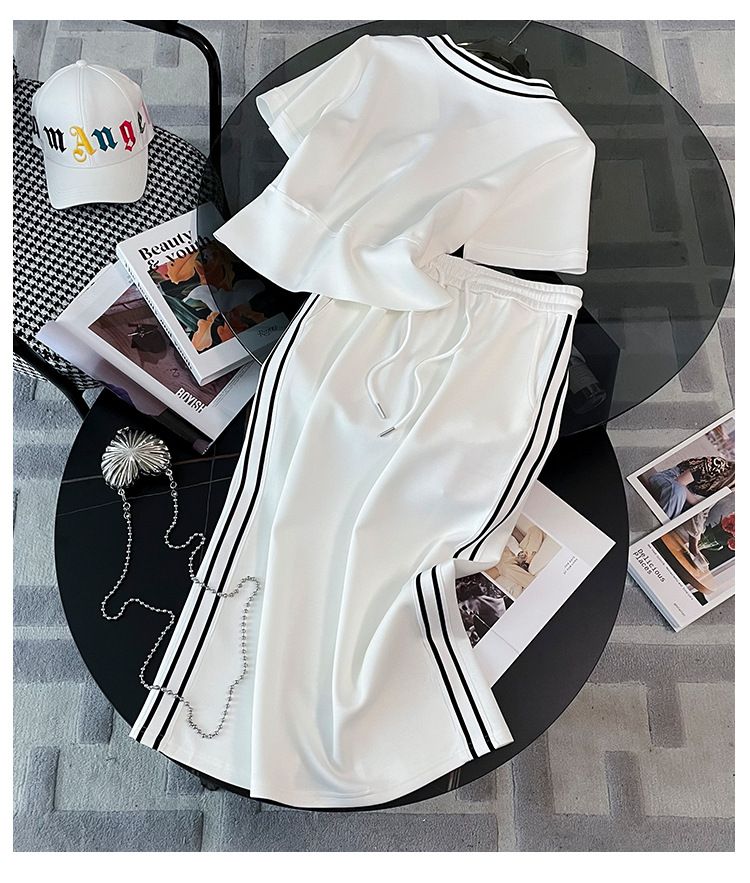 Abito estivo da donna in due pezzi alla moda, alla moda e alla moda, che riduce l'età, in stile profumo piccolo e di fascia alta_voghion.com