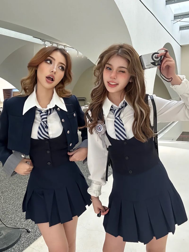 Amerikanischer College-Stil, würziges Mädchen, kurzer Anzug, Jacke, Weste, Hemd, Faltenrock, JK-Uniform, vierteiliges Set für Damen_voghion.com