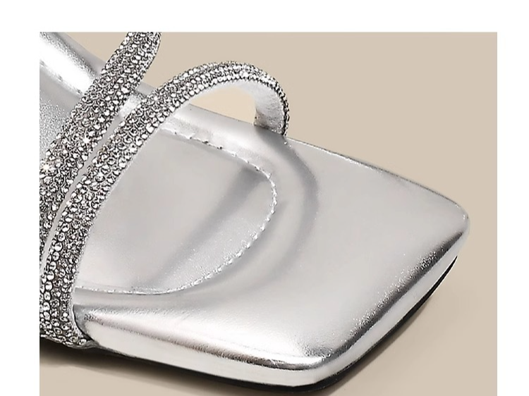 Damen-Sandalen „Cloud Comfort“ mit silbernem Absatz – Slides mit quadratischer Zehenpartie, Strasssteinen und klobigem Absatz (atmungsaktive Sommerschuhe für Damen)_voghion.com