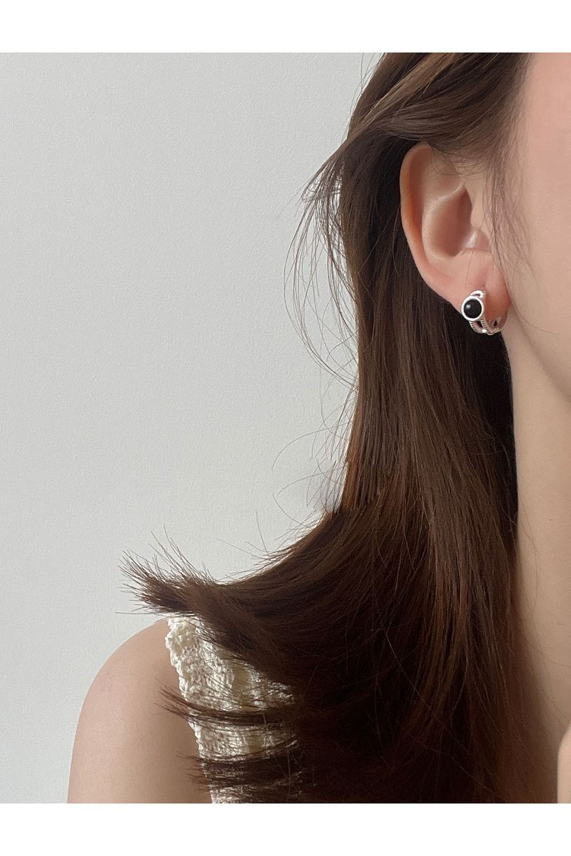 Orecchini semplici con perline nere in versione coreana, moda estiva di alta gamma, fibbia versatile, accessori per le orecchie da donna_voghion.com