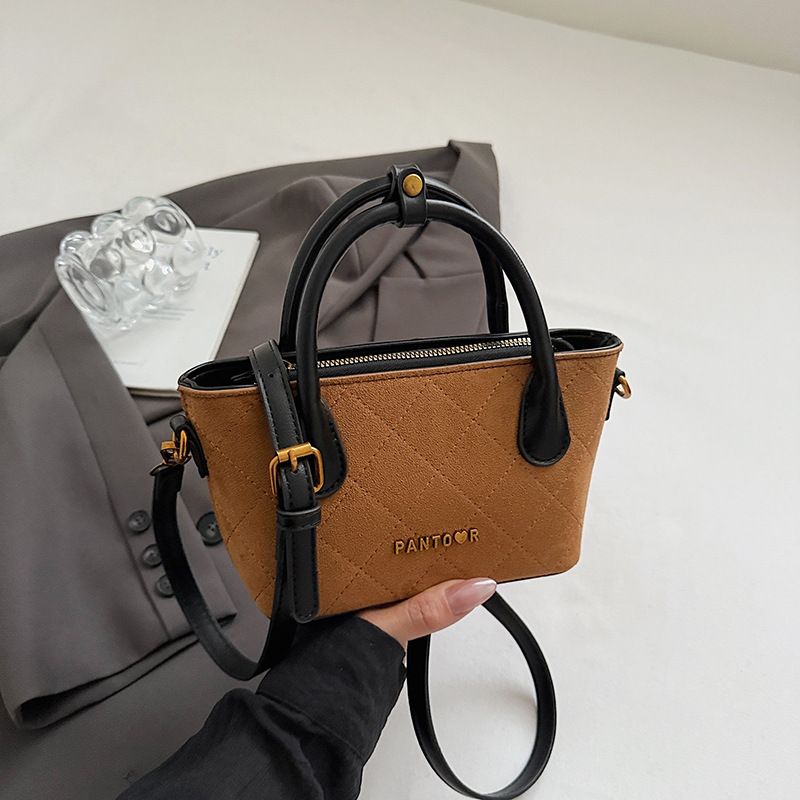 Borsa a mano in pelle scamosciata di nicchia in stile coreano, nuova moda 2025, per donna, borsa a secchiello trapuntata alla moda, borsa a tracolla_voghion.com