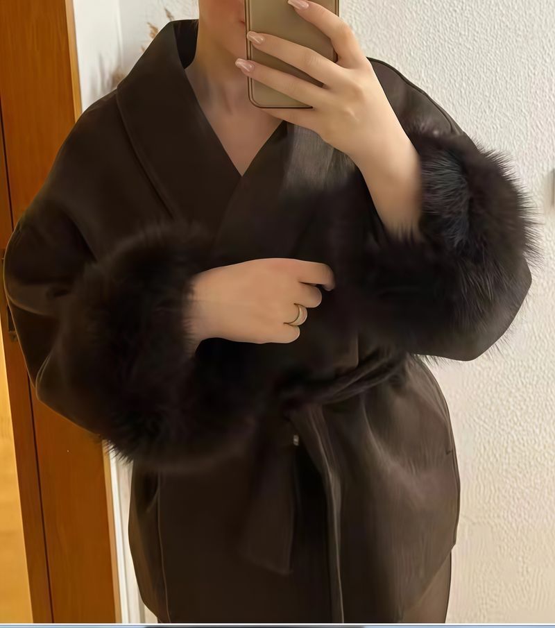 Trenchcoat aus Wollmischung – Langer Damenmantel mit übergroßem Revers und Gürteldetail für elegante und lässige Kleidung_voghion.com