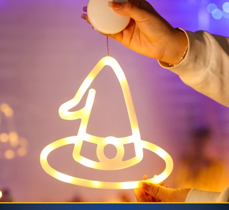Luci decorative di Halloween - Luci sospese a batteria a forma di zucca, scopa, gatto, castello, lapide e cappello_voghion.com