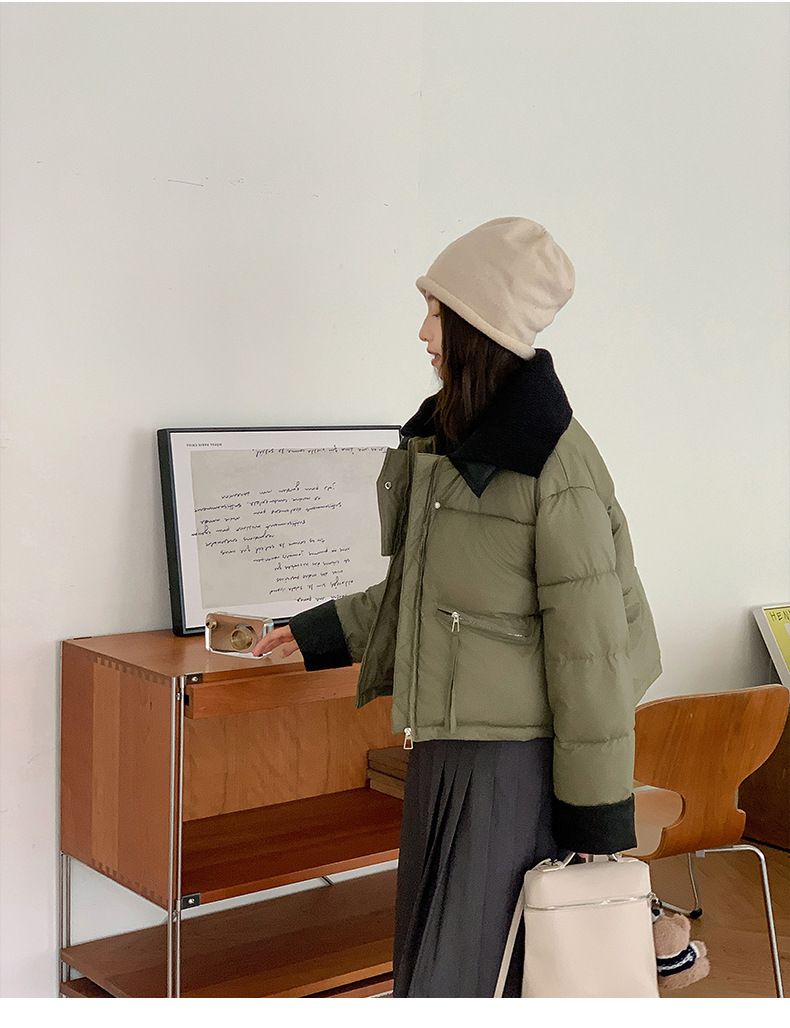 2024 European Knitted Short Down Jacket Women's Winter Fashion Splicing Doll Collar Cotton Coat Trend_voghion.com