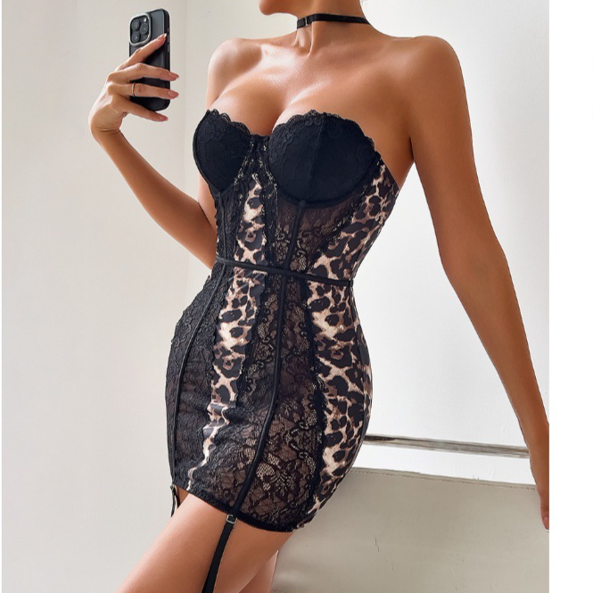 European and American cross border new large size women's lace splicing leopard print milk silk breathable hollow steel ring gathered dress_voghion.com