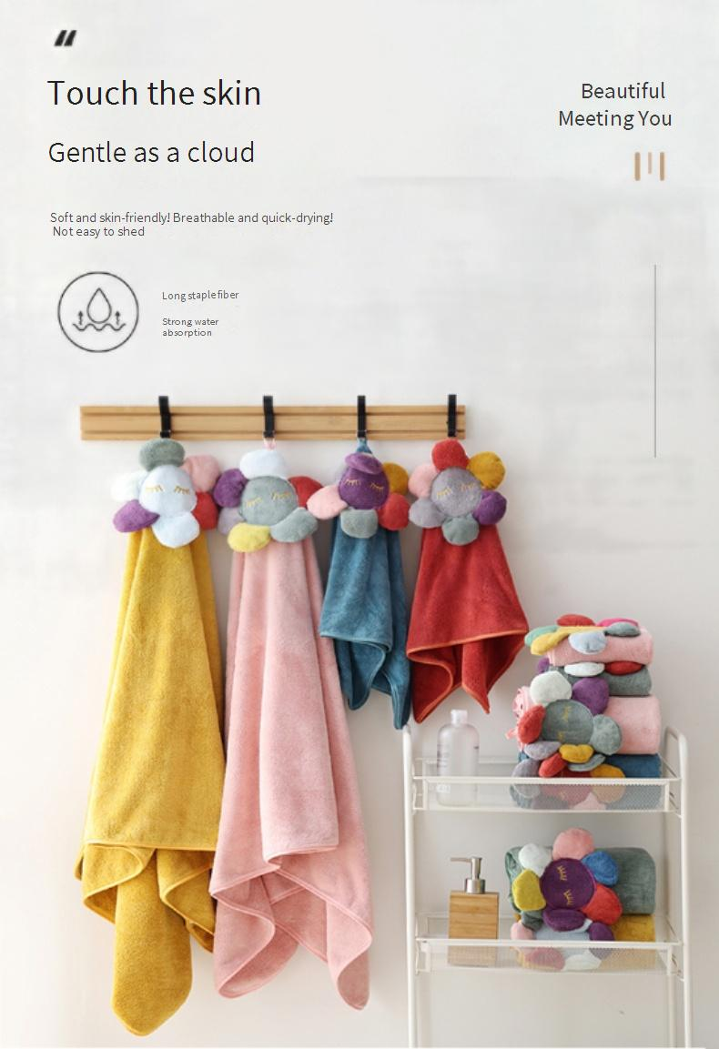 Premium Cartoon Coral Fleece Bath Towel - Ultra Soft & Absorbent (Extra Thick Home Use Super Cozy)_voghion.com