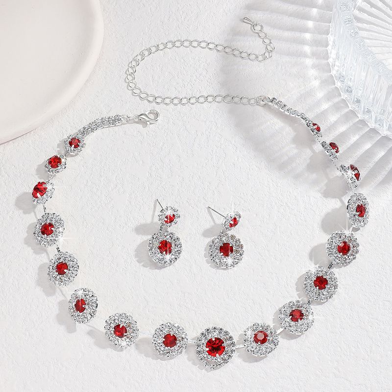 European And American Hot Fashion Rhinestone Earrings Necklace Two-piece Set Claw Chain Bride Wedding Birthday Party_voghion.com
