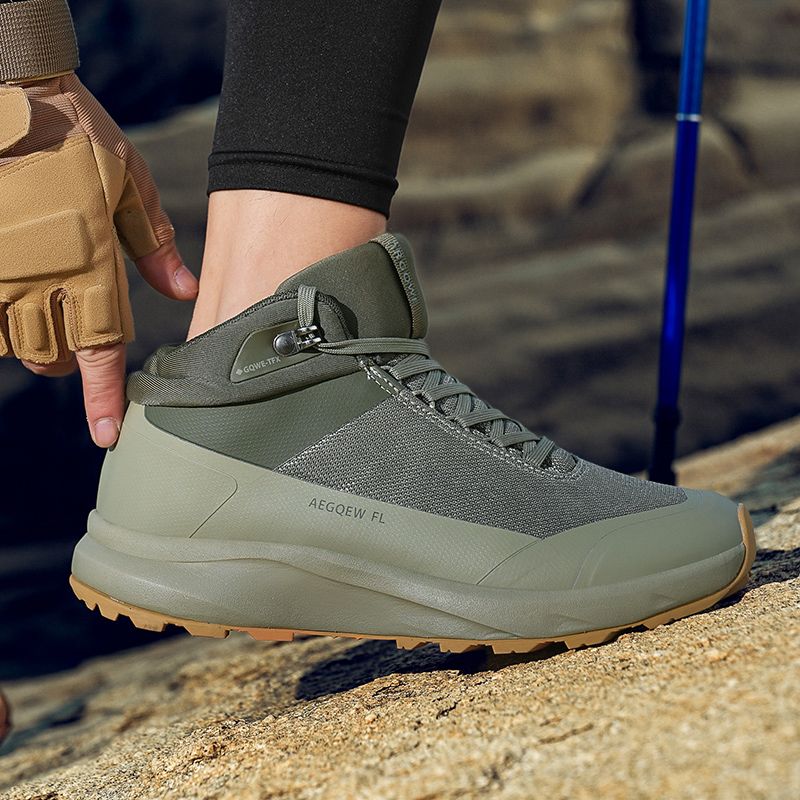 New Anti-splashing Water Mid-top Warm Outdoor Hiking Shoes_voghion.com