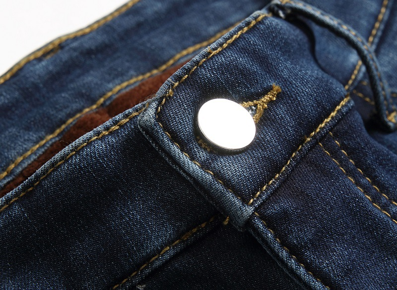 2024 Herbst/Winter Plüsch Denim elastische Jugendmode Herrenhose_voghion.com