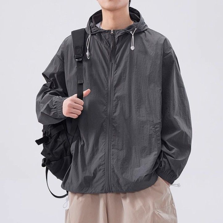 Felpa con cappuccio leggera da uomo con protezione solare UPF50+ - Giacca estiva traspirante con protezione UV per viaggi all'aperto, escursionismo e abbigliamento casual_voghion.com