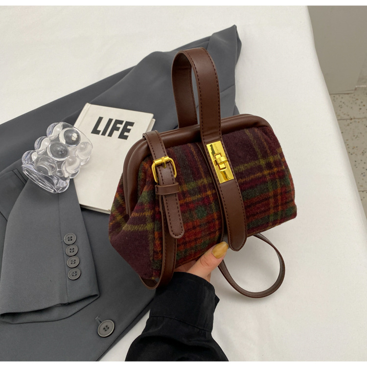 New Women's Bag Retro Versatile Handheld Small Bag Women's Autumn/winter Checkered Small Square Bag High Quality Fabric Shoulder Bag_voghion.com