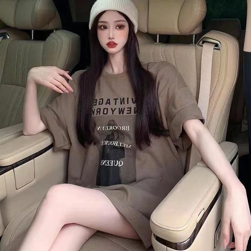 Mädchen-T-Shirt in Midi-Länge für Damen, Sommer 2025, Buchstaben-Shorts, Trendiges Unterhemd, Lockeres Kurzarm-Top_voghion.com