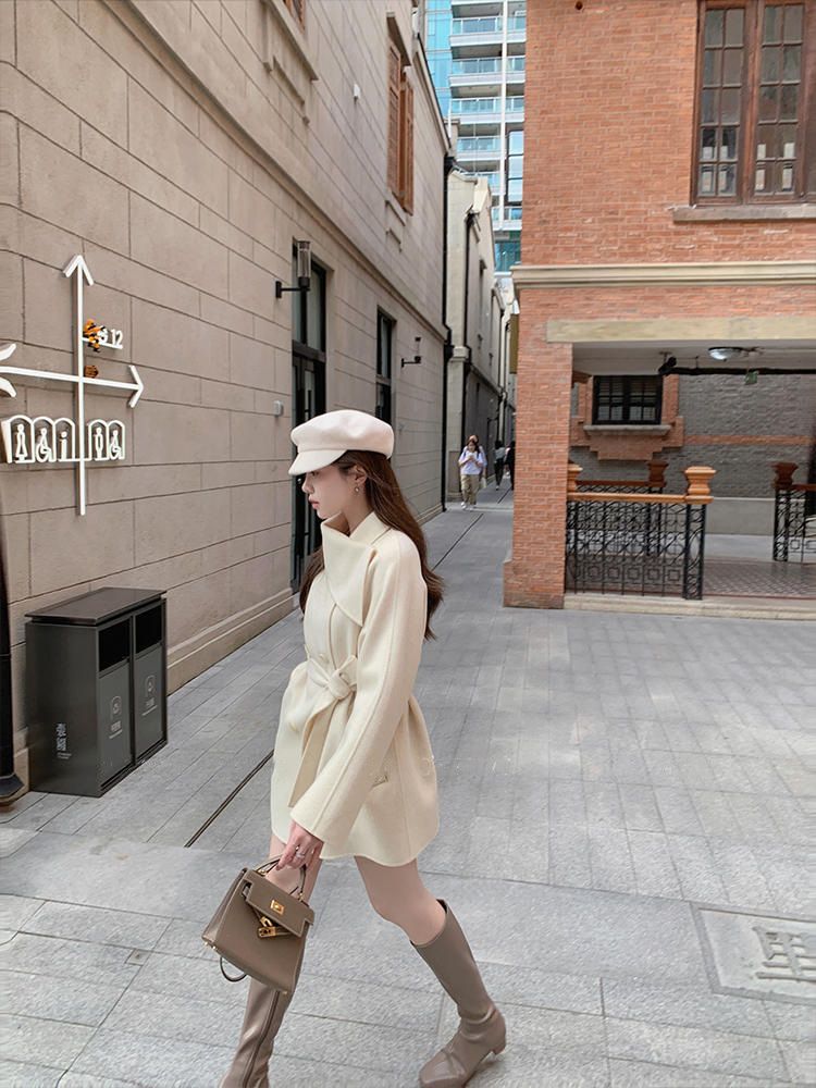 Luxury Double-Faced Wool Coat With Detachable Fox Fur Sleeves & Belt - Elegant Scarf Collar Long Coat For Women In Cream, Light Grey, Amber_voghion.com