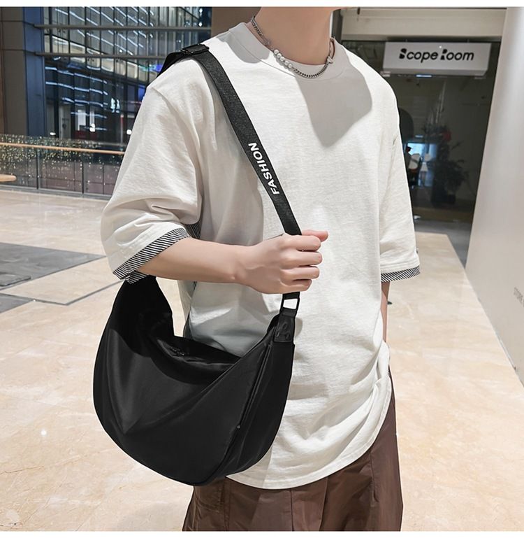 Borsa in tessuto di nylon da donna, borsa a tracolla semplice con motivo a mezzaluna, borsa a tracolla per coppia, borsa a tracolla per sport e tempo libero_voghion.com