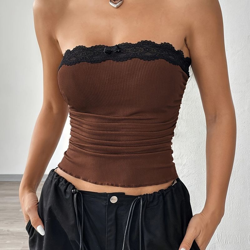 Sexy Hot Girl Top, Wearing Small Tank Top For A Stylish Look, With Lace Stitching On The Inside_voghion.com