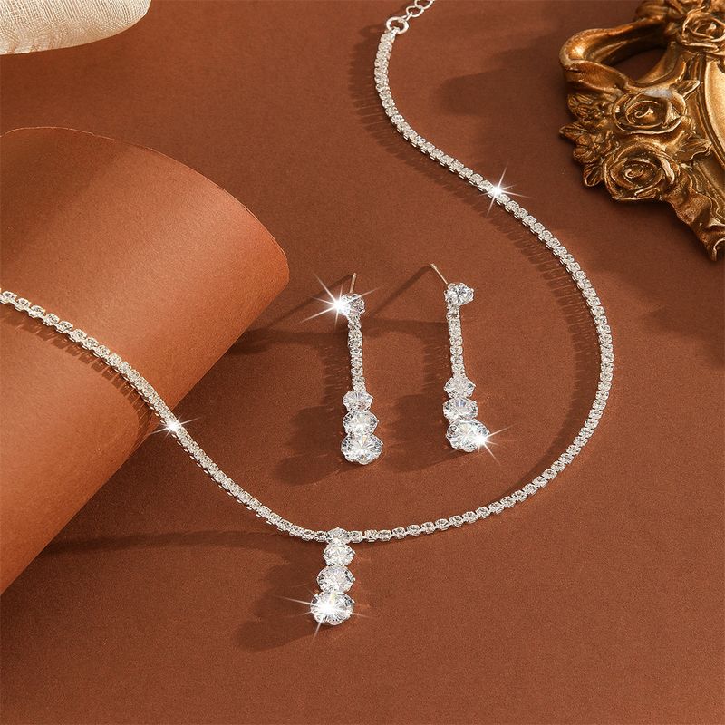 Hip Hop Punk Party Zubehör Halskette Strass Krawatte Hochzeitskleid Trendy Pfeilförmige Herren- und Damenmode Krawatte Halskette Zubehör_voghion.com