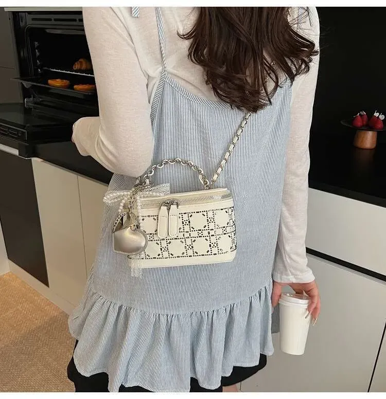 Borsa a tracolla piccola quadrata semplice in stile coreano, con catena di alta qualità, per donna, estiva_voghion.com