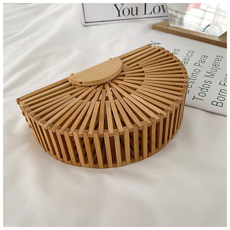 Petit sac à bandoulière tissé ajouré pour femme, tendance et tendance, printemps-été 2021_voghion.com