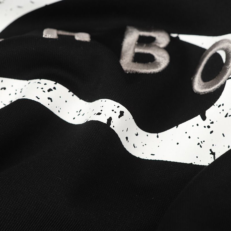 Felpa con cappuccio vintage con stampa effetto consumato – Pullover unisex oversize con ricamo 3D e grafica streetwear (M-XXL, tasche laterali)_voghion.com