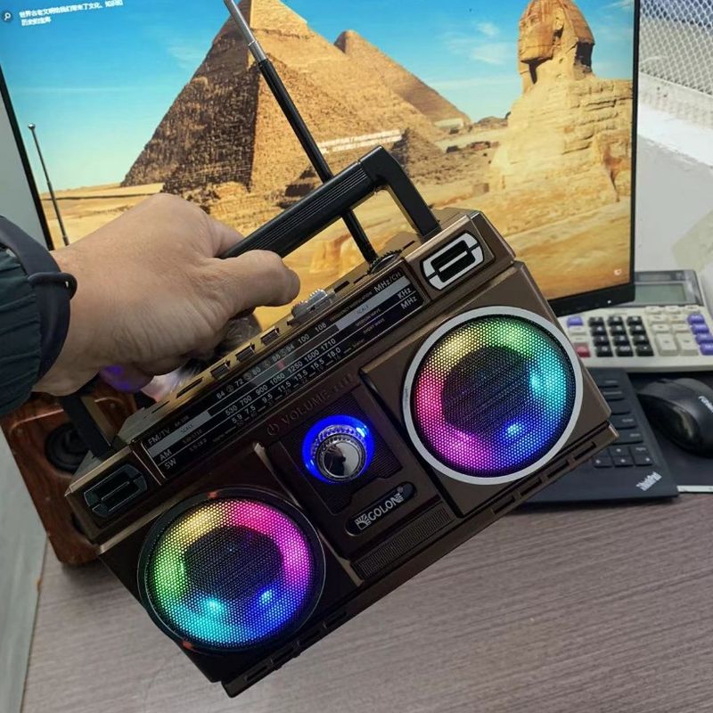 Nejlepší příjem tranzistorového dobíjecího bateriového ladění barevných světel přenosného rádia AM FM s Bluetooth_voghion.com