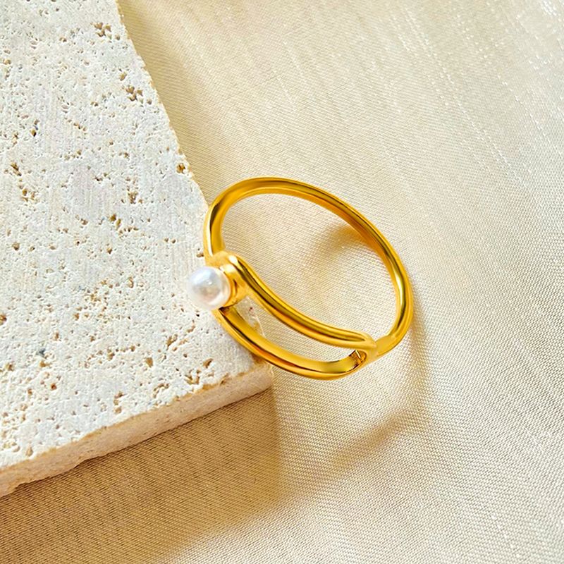 Korean Light Luxury Titanium Steel Ring Plated Geometric Pearl Ring For Women (No Fading, Simple Design)_voghion.com
