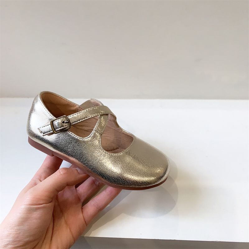 Nouvelles chaussures simples pour enfants avec velcro croisé, chaussures de spectacle pour bébé princesse_voghion.com