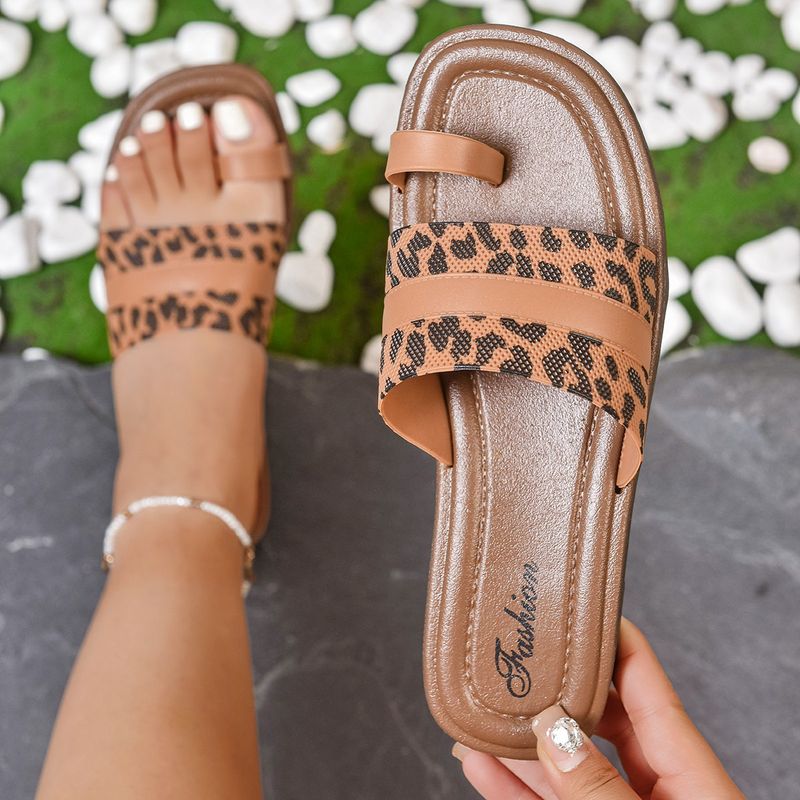 Kore Tarzı Terlikler Dongdaemun 2025 Yaz Yeni Yuvarlak Burunlu Slip-On Moda Tasarımı Niş Düz Sandaletler Kadınlar İçin_voghion.com