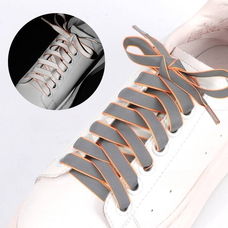 Lacci per scarpe Alta luminosità Cintura di corda riflettente Nastro piatto Pellicola riflettente bifacciale Vari colori Lacci per scarpe altamente riflettenti_voghion.com