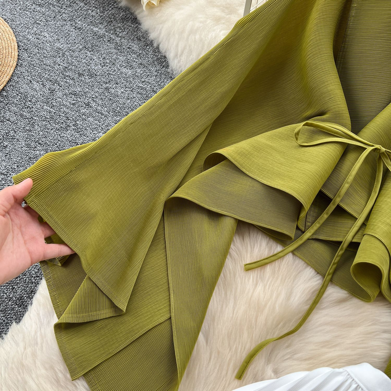 Ruffled Butterfly Sleeve Gradient Tie Cape Short Coat Top + Gradient Pleated Skirt Two-piece Suit_voghion.com