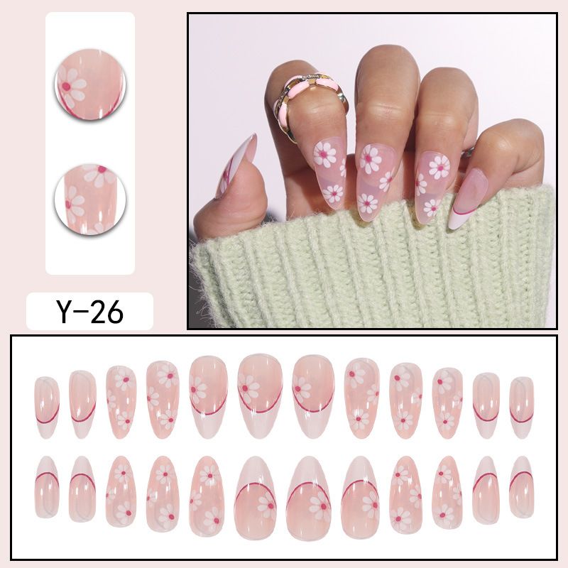 Elegante, französisch inspirierte Press-On-Nägel mit zartem roten Blumendesign – wiederverwendbare künstliche Nägel für Frauen, natürlich aussehendes Maniküre-Set_voghion.com