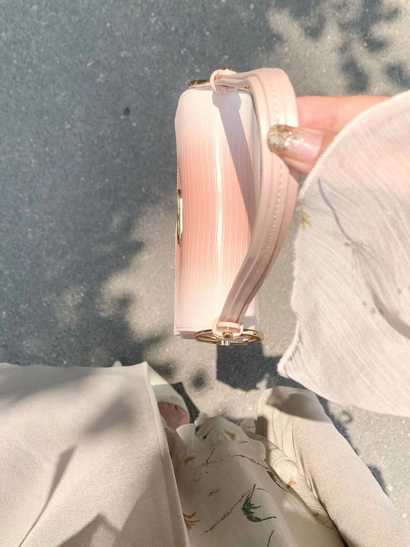 High Beauty Pink Rose Square 2023 Nuova borsa a tracolla monospalla per pendolarismo semplice Dolce e versatile piccola_voghion.com