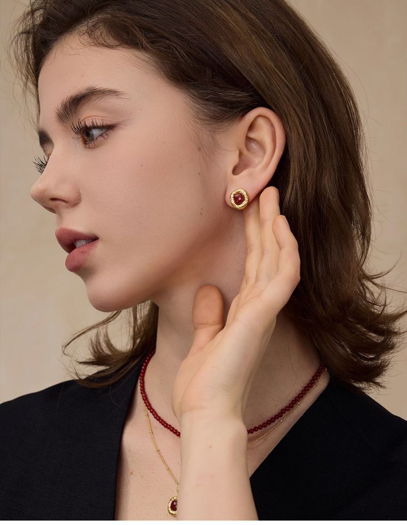 Damenschmuck Schlangenmuster Glücksohrringe Leichtes Luxus-High-End-Design Mode Temperament Rote Ohrringe Französische Retro-Ohrringe_voghion.com