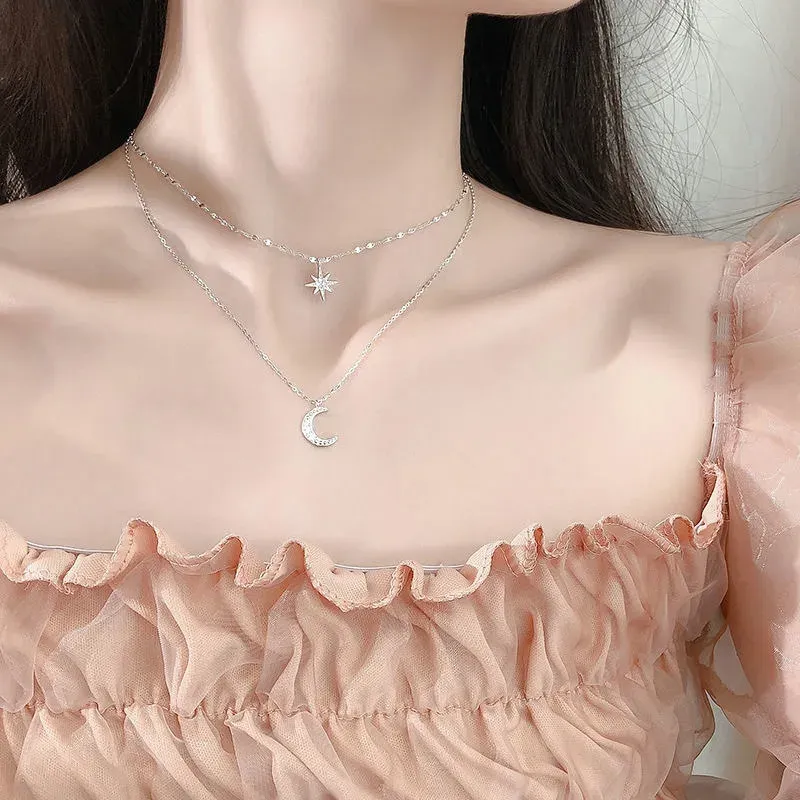 Ready Stock Sier pro ženy Dvojitá vrstva Zirkon Hvězda Měsíc Přívěsek Náhrdelník Jemný řetízek Elegantní módní šperky Dárky_voghion.com