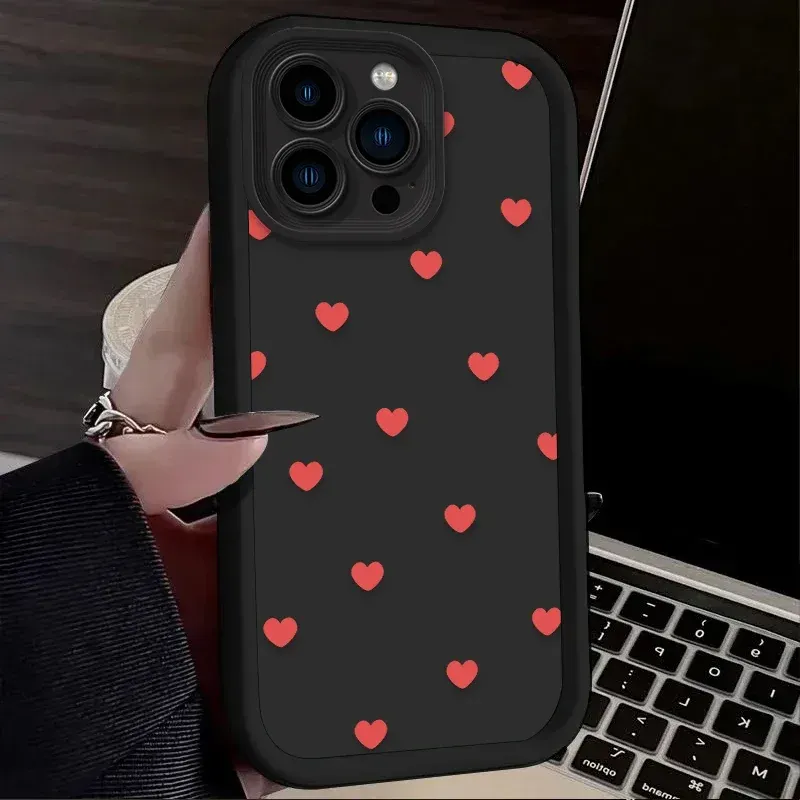 Vollbild-Hülle mit schwarzem Liebesherz für iPhone 15 16 14 13 12 11 Pro Max X XS X S Max XR SE 2020 7 8 Plus Iphone16 aus weichem Silikon_voghion.com