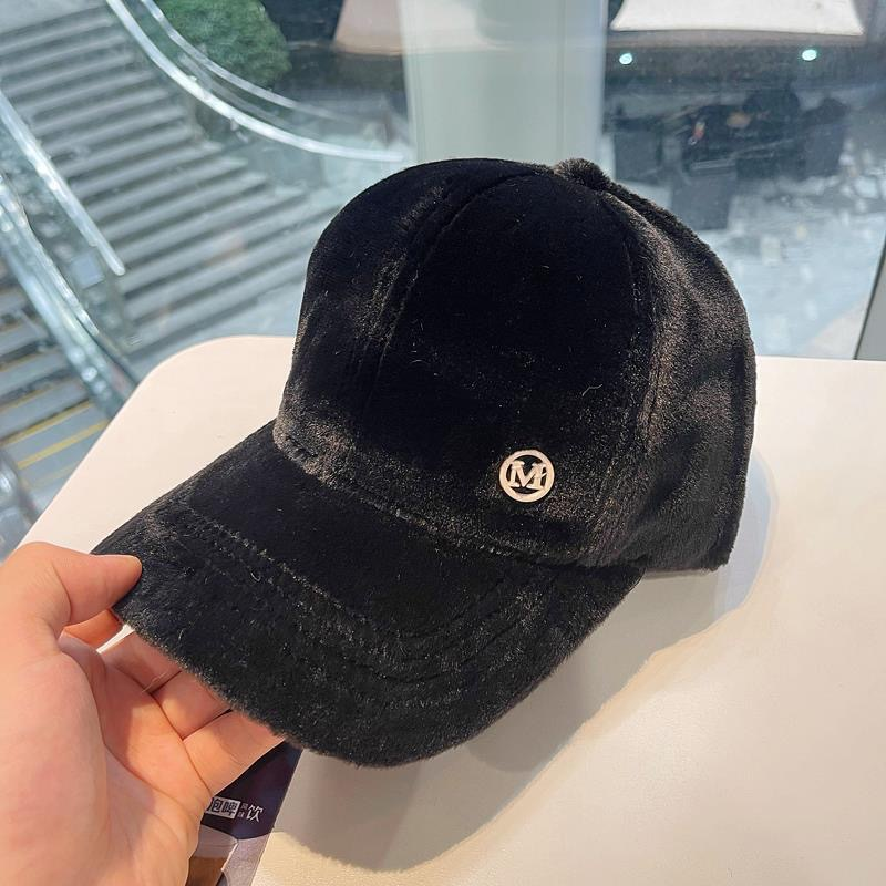 2023 Korean Edition New M-Letter Versatile Baseball Hat Autumn and Winter Thickened and Warm Rabbit Hair Mink Duck Tongue Hat Children_voghion.com