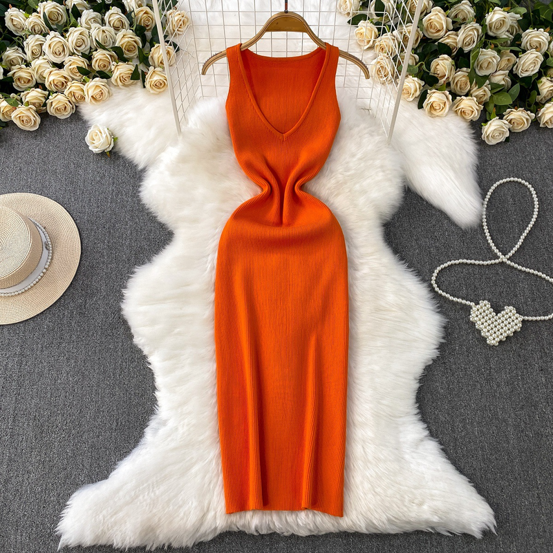 Robe tricotée sexy sans manches à col en V profond pour femme, nouvelle jupe longue d'été à taille élastique et hanches fines_voghion.com