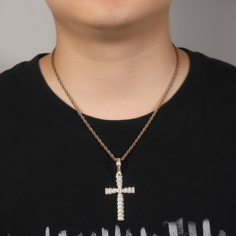 Collana con ciondolo a croce in zircone intarsiato in rame galvanizzato oro vero da uomo, stile hip hop, creativo e personalizzato_voghion.com