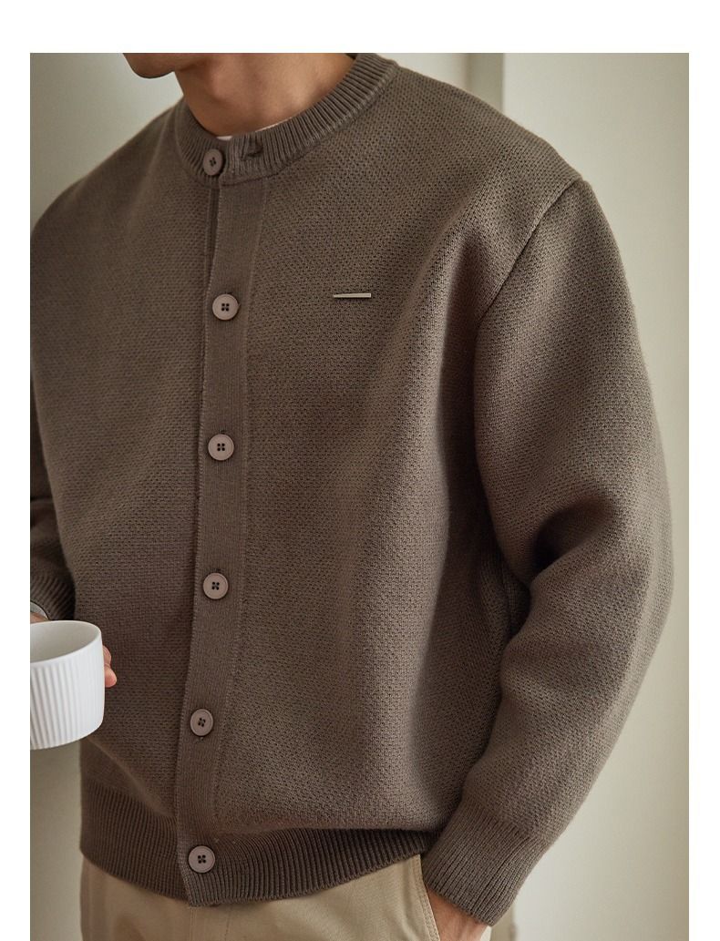 Herren-Strickjacke mit Baseballkragen – Übergroßer Freizeitpullover mit Zopfmuster (Schwarz, Grau, Khaki) – Streetwear-Essential für Herbst & Winter_voghion.com