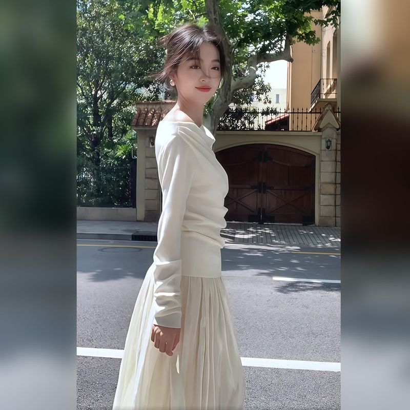 White Swing Collane Shoulder Knitted Long Sleeved T-shirt 2025 Spring And Autumn New Women's Clothing Design_voghion.com