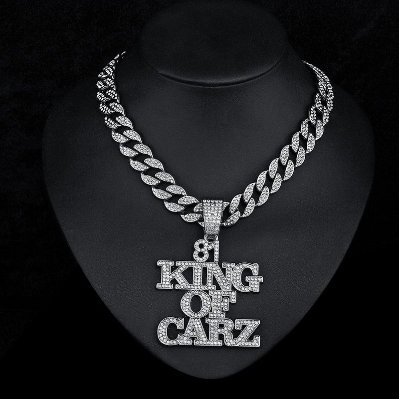 Un colgante de letras de hip-hop con parches de diamantes y diseño de nicho para collares de hombres, accesorios de discoteca personalizados,_voghion.com