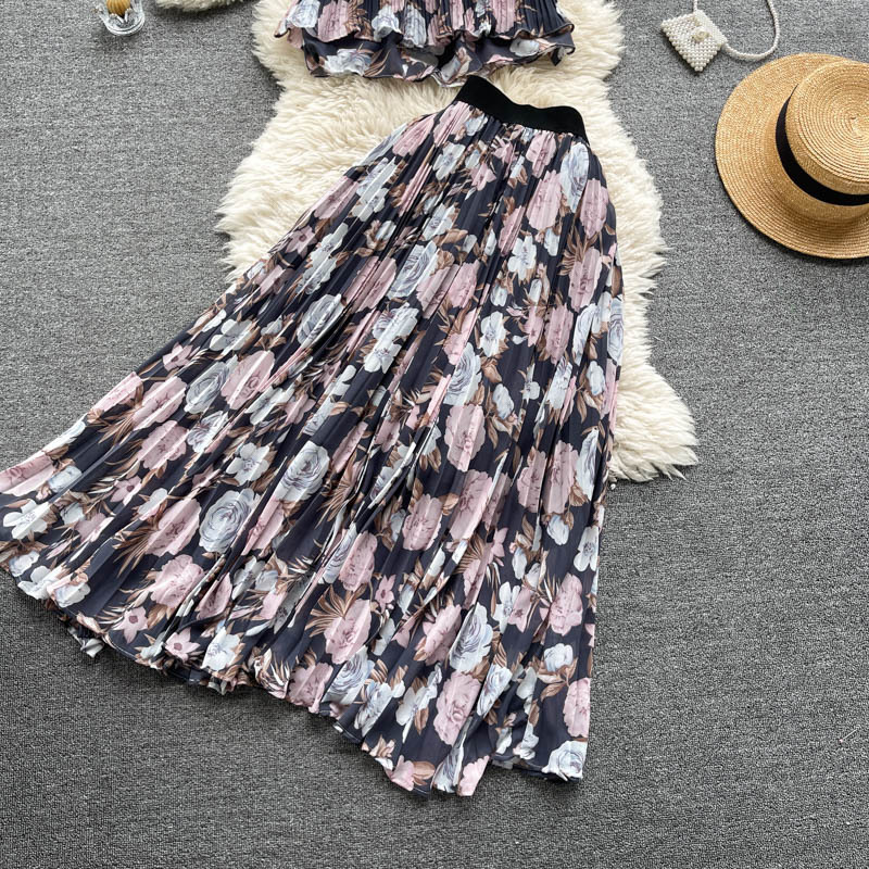 Damen-Urlaubsanzug mit Hosenträgern, kurzes Oberteil für Frauen, schwere Industrie, plissierter Chiffonrock, süßes Blumenmuster, zweiteilig_voghion.com