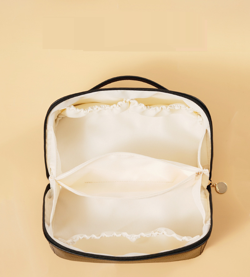 Berger Luggage Lychee Pattern PU Leather Pillow Bag Solid Color Large Capacity High Value Travel Cosmetic Bag Bag_voghion.com