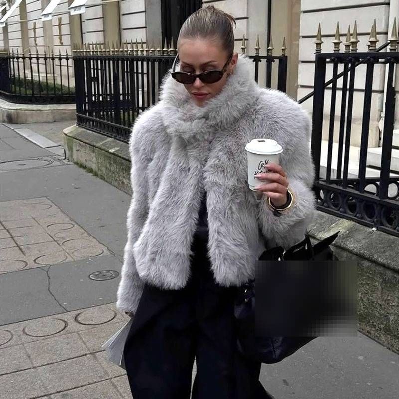 Elegant Faux Fur Short Coat For Women – Vintage-Inspired Winter Outerwear With Cozy Collar, Stylish & Comfortable For Daily Commute_voghion.com