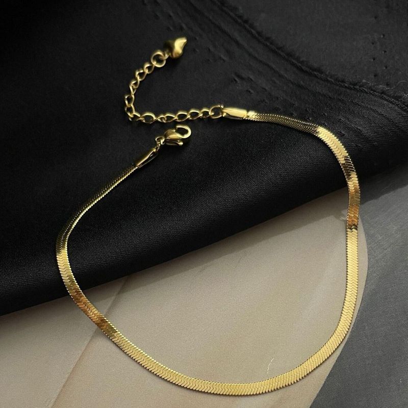 Cavigliera con lama in acciaio al titanio, stile semplice, pendente a forma di cuore, versatile, elegante, catena di base, gioielli per piedi di alta qualità, resistenti allo sbiadimento_voghion.com