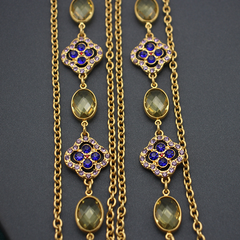 Middeleeuwse terugkeer stijl Tsjechische kristal lange trui ketting retro mode reïncarnatie ketting nieuwe Chinese stijl blauwe klavertje vier_voghion.com