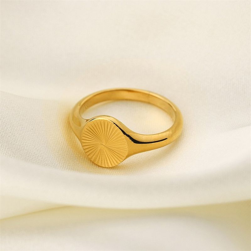 Pronto Stock eManco Wave Anelli in acciaio inossidabile per donna Anello con sigillo a cupola spessa Gioielli minimalisti con raggi delicati Cerchio con texture_voghion.com
