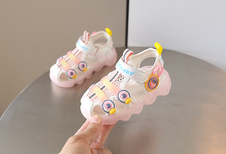 Sandali luminosi per donna 0-1-3 anni 2 ragazzi fascia anti-calcio spiaggia suola morbida scarpe da passeggio per bambini tendenza_voghion.com
