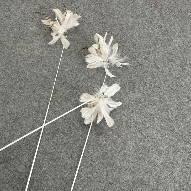 New Two-Section Telescopic Teaser Wand Solid Wood Feather Interactive Fun Pet Self-Entertainment Cat Toy_voghion.com