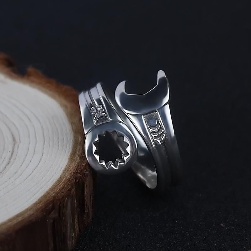 Fashion Adjustable Wrench Vintage Men Punk Ring_voghion.com